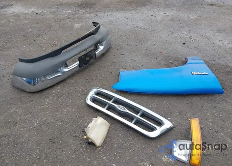 2000 Ford Ranger Xl/Xlt from USA, damaged, VIN 1FTYR14V7YPA31768